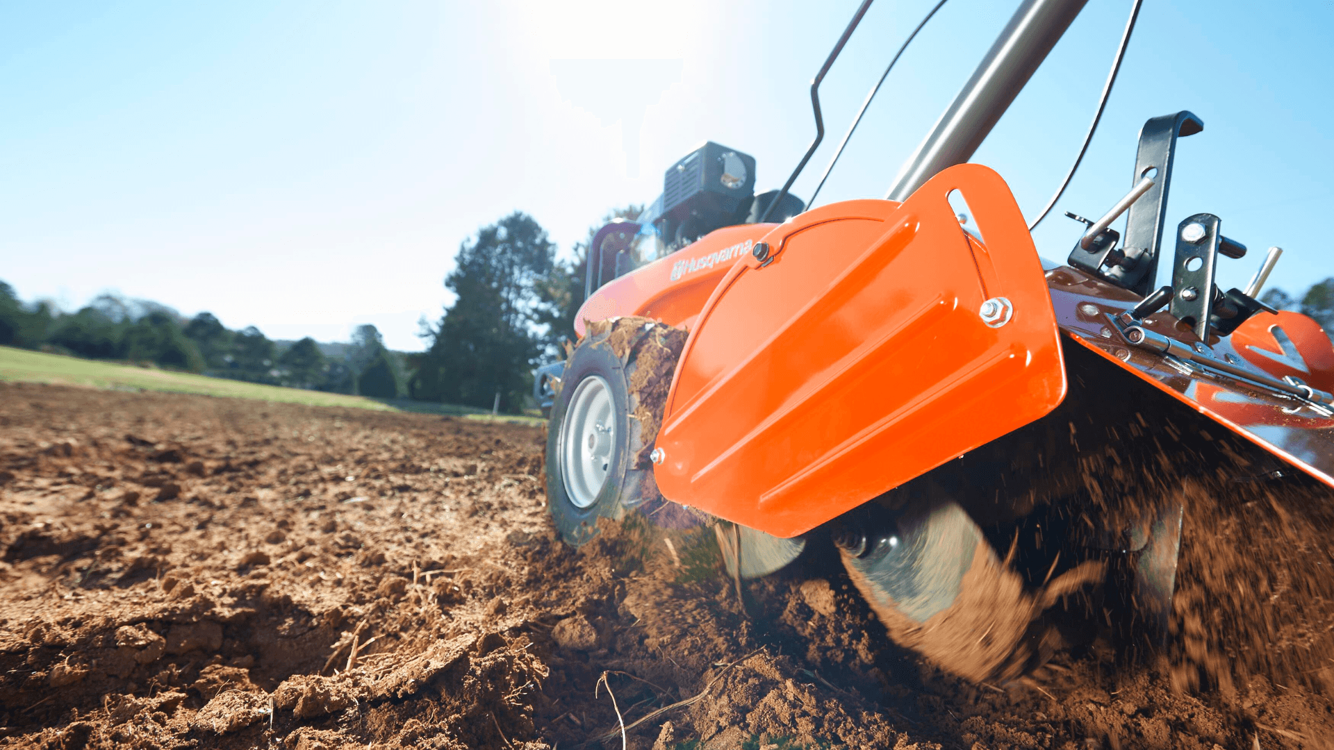 husqvarna TR348 going through dirt